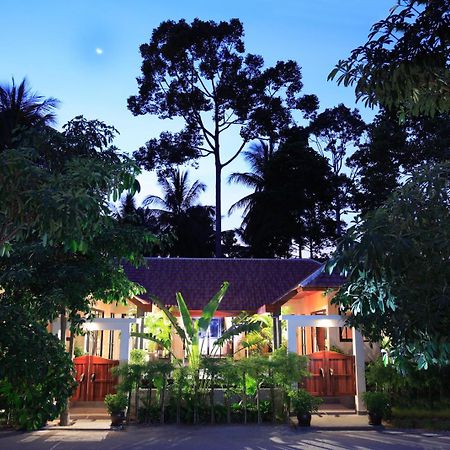 Ban Kao Tropical Boutique Residence Laem Set Beach Buitenkant foto
